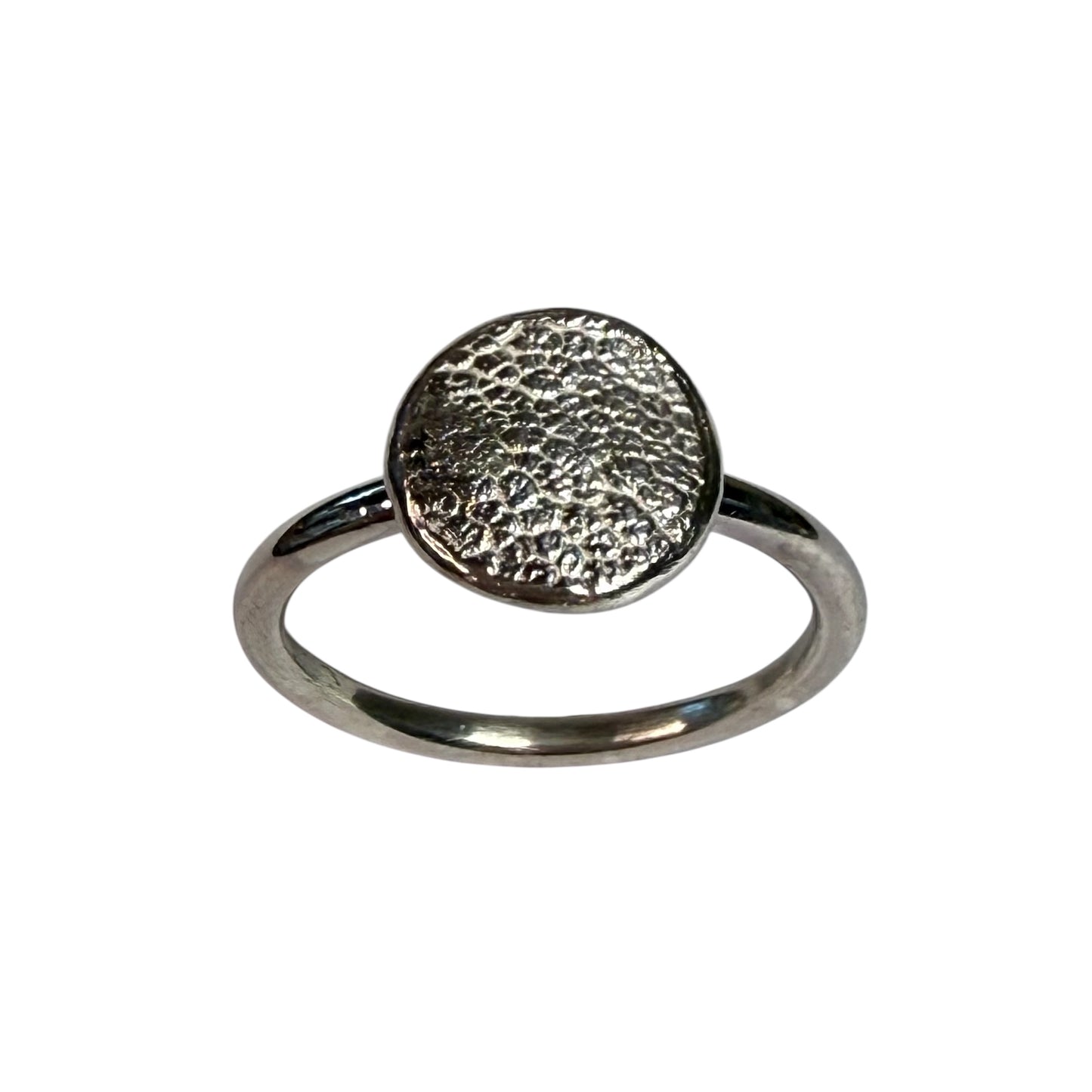 Ring mit rundem Abdruck