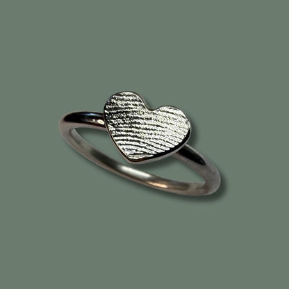 Ring in Herzform